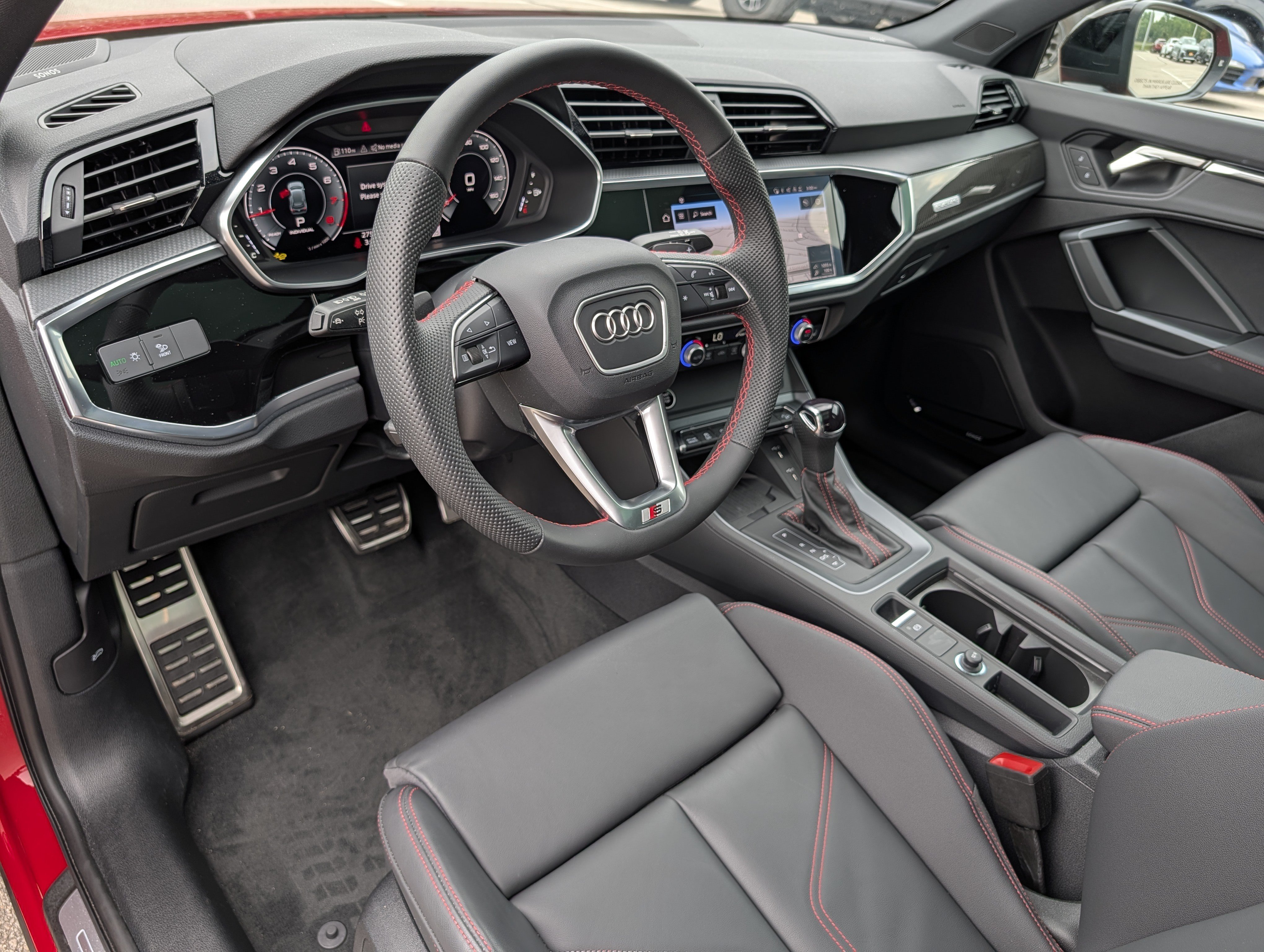 Certified 2025 Audi Q3 2.0T Premium Plus AWD/4WD image 18