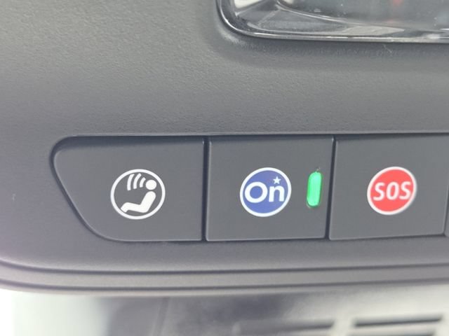 New 2027 Chevrolet Equinox LT w/ Convenience Package II FWD image 33
