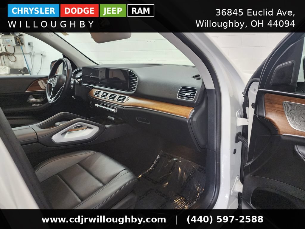 Used 2024 Mercedes-Benz GLE 350 4MATIC image 36