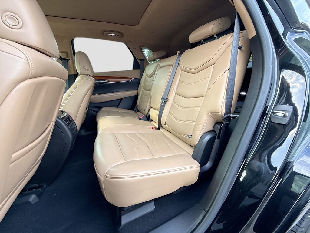 Used 2018 Cadillac XT5 Platinum AWD/4WD image 20
