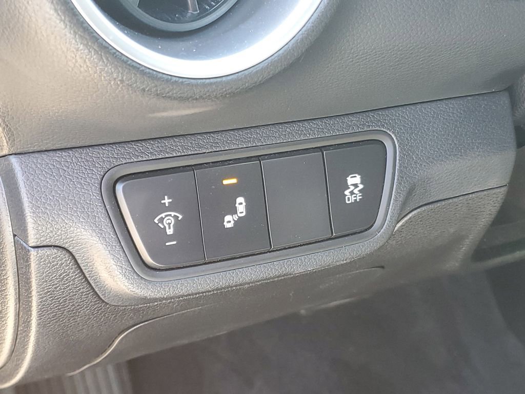 Certified 2023 Kia Forte LXS w/ LXS Technology Package image 12