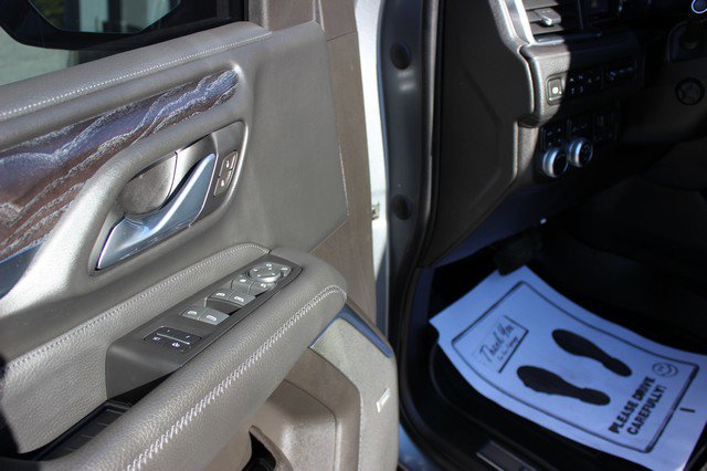 Used 2021 GMC Yukon Denali image 5