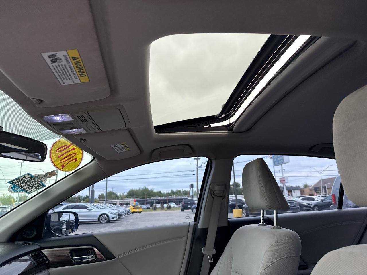 Used 2016 Honda Accord EX image 26