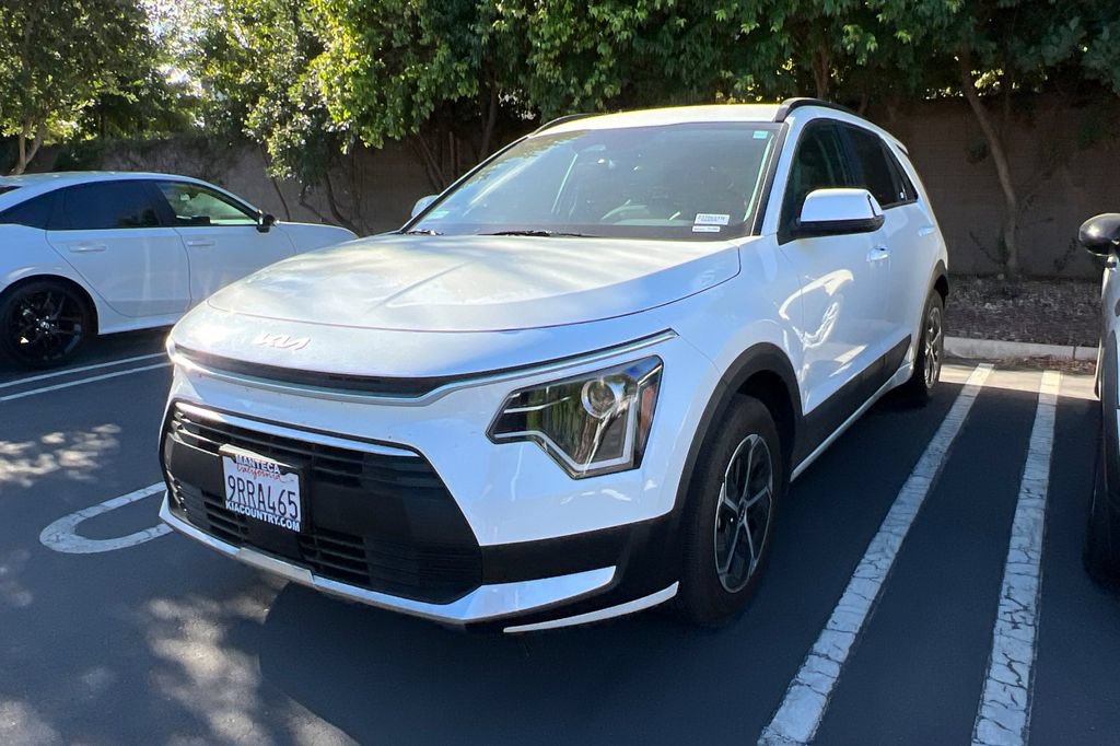 Used 2025 Kia Niro EX FWD video 1