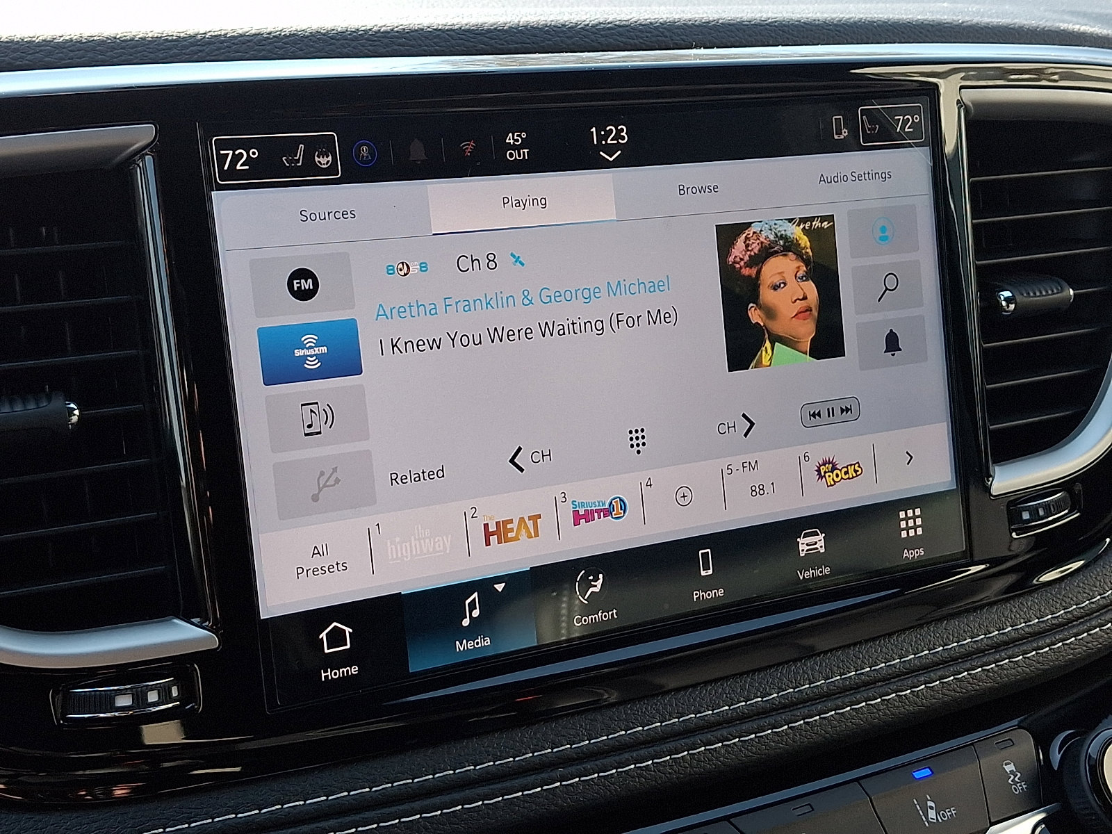 New 2026 Chrysler Pacifica Select image 11