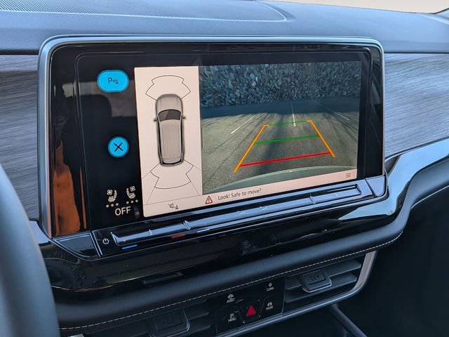 New 2026 Volkswagen Atlas SEL image 18