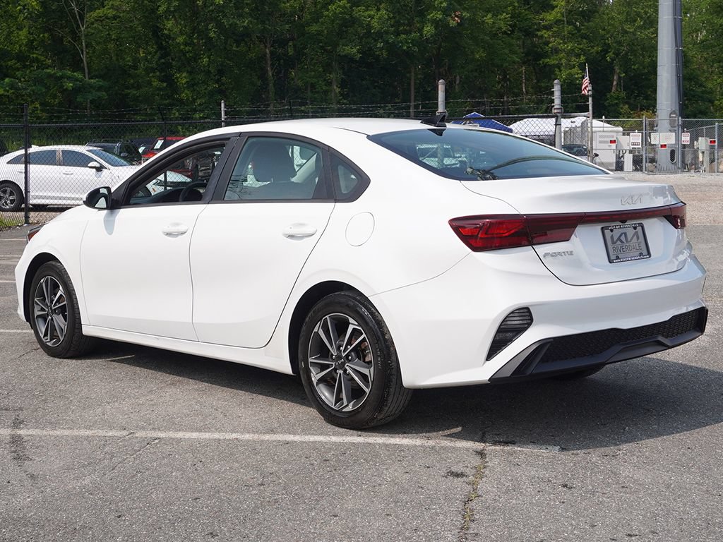 Used 2024 Kia Forte LXS FWD image 6