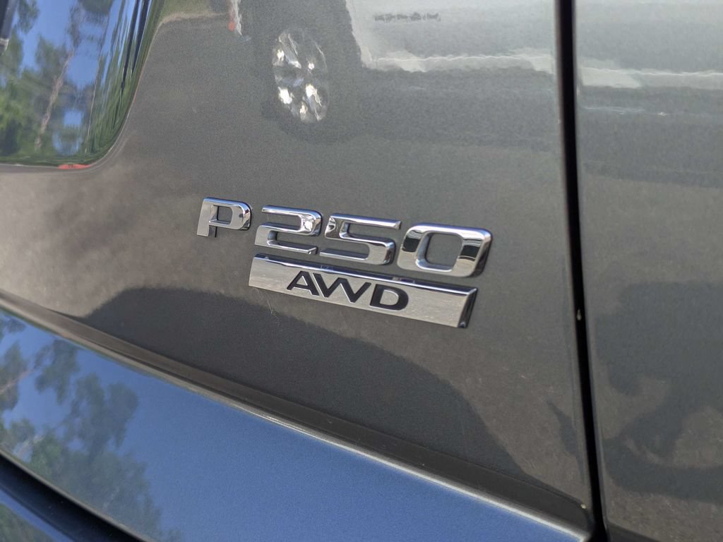 Used 2020 Jaguar E-PACE SE AWD/4WD image 13