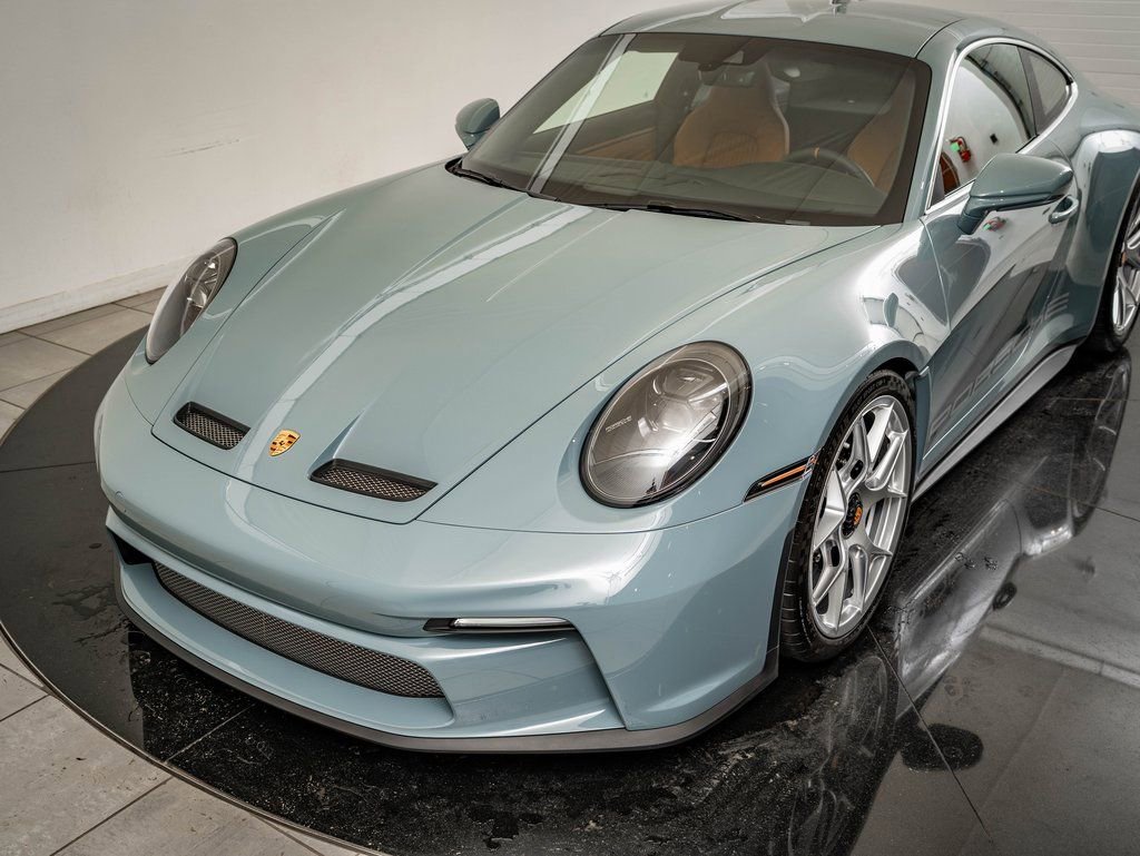 Certified 2024 Porsche 911 GT3 RS RWD image 16