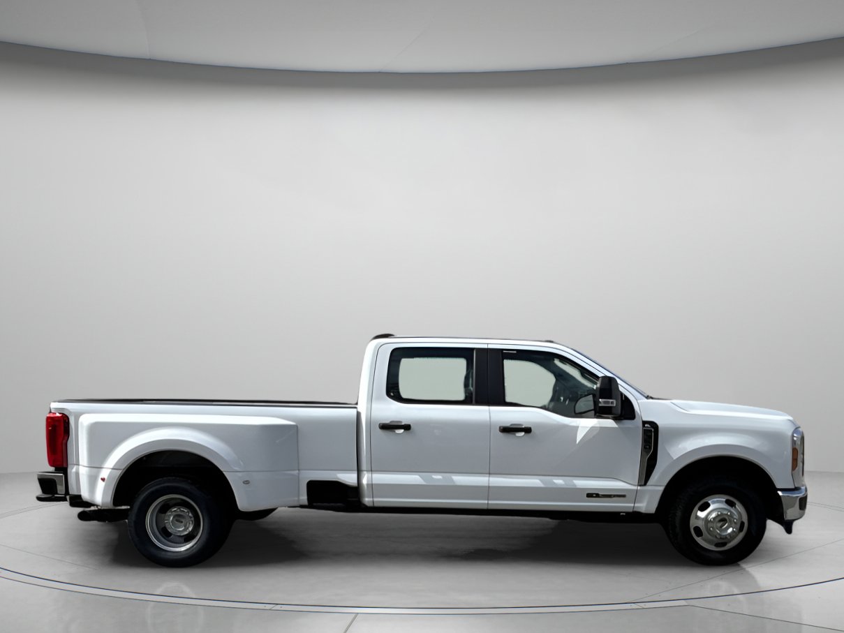 Certified 2024 Ford F350 XL image 2