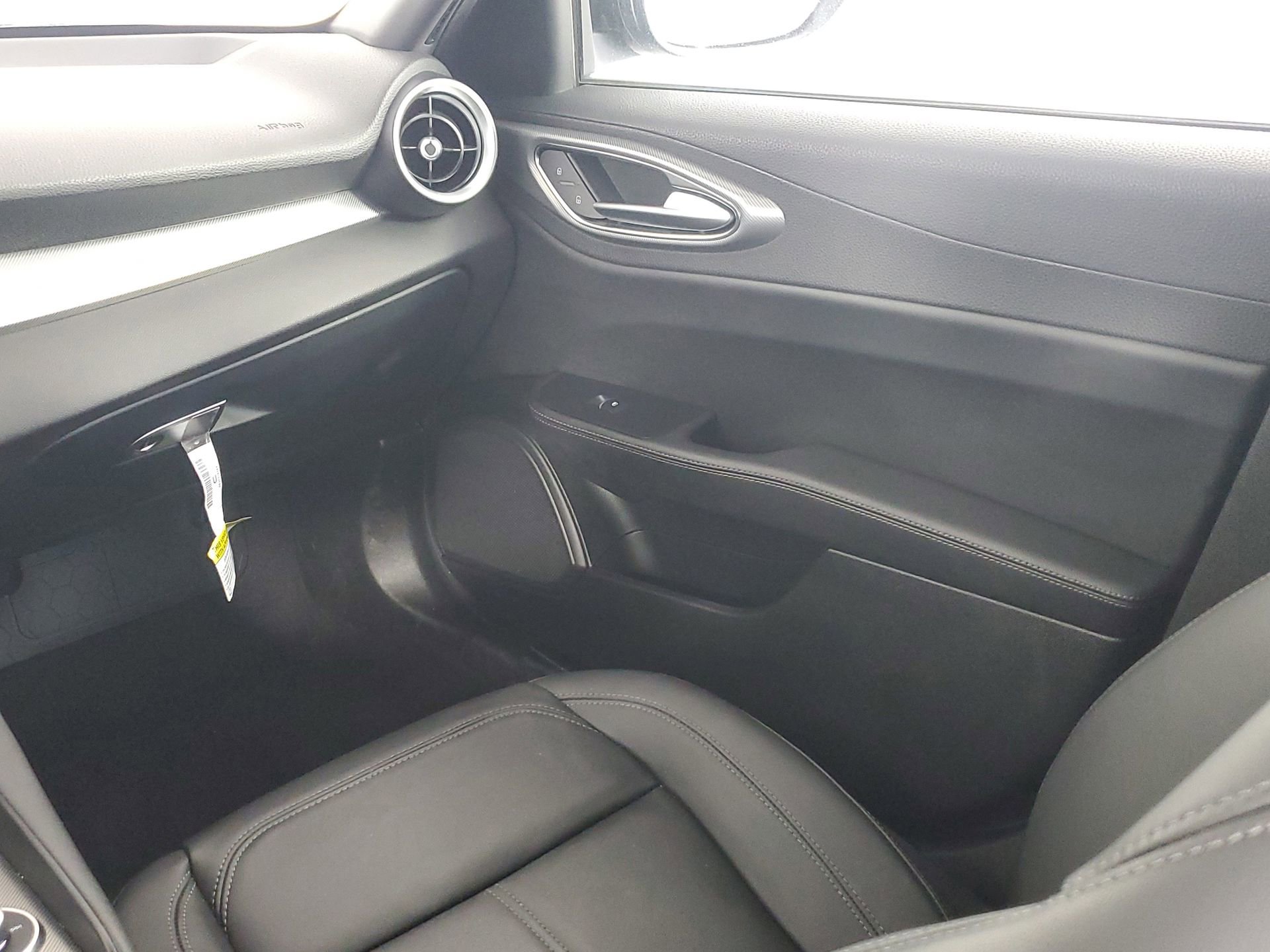 Used 2024 Alfa Romeo Giulia Ti w/ Active Assist Plus Package image 48