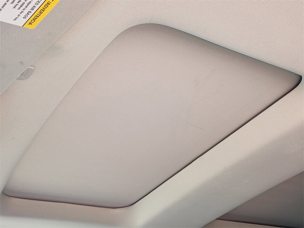 Used 2018 Ford Explorer Platinum image 26