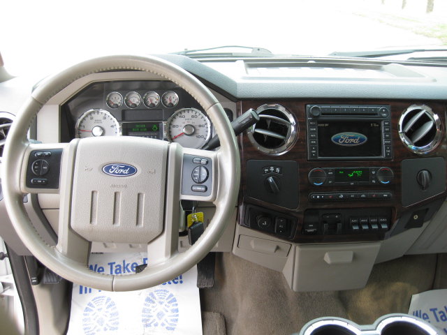 Used 2008 Ford F350 Lariat AWD/4WD image 11