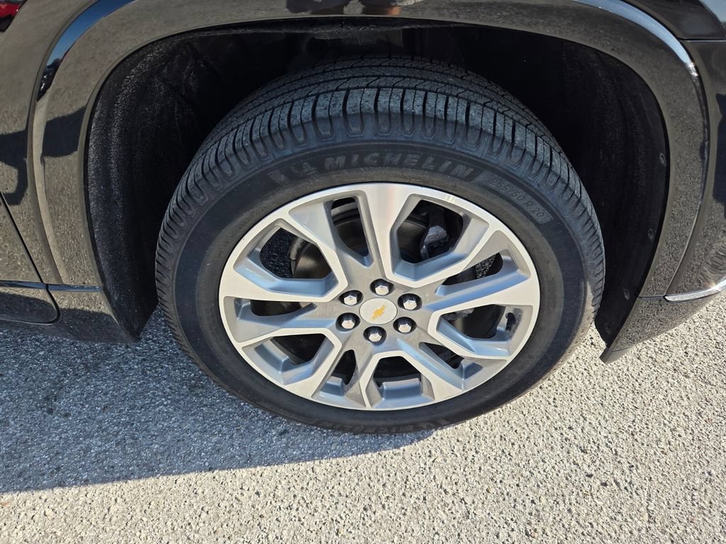 Used 2020 Chevrolet Traverse Premier FWD image 21
