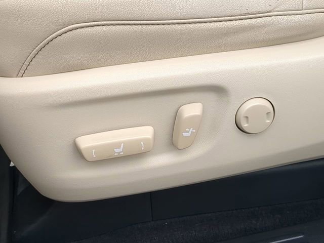 Used 2021 Lexus GX 460 Premium w/ Premium Package image 21