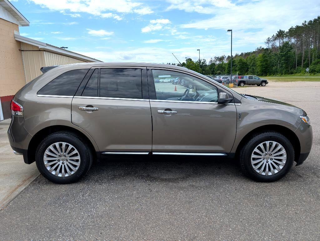 Used 2012 Lincoln MKX AWD image 4