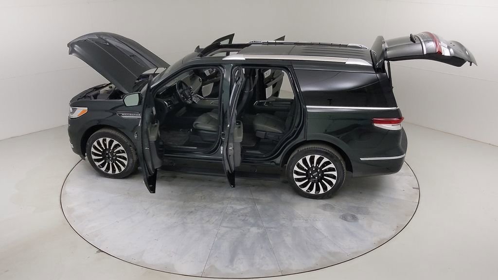 Used 2023 Lincoln Navigator Black Label image 58