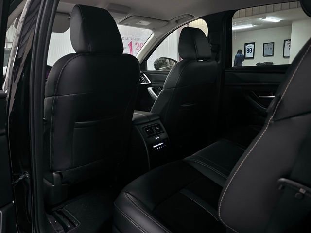 Used 2026 MAZDA CX-90 3.3 Turbo w/ Select Package image 8