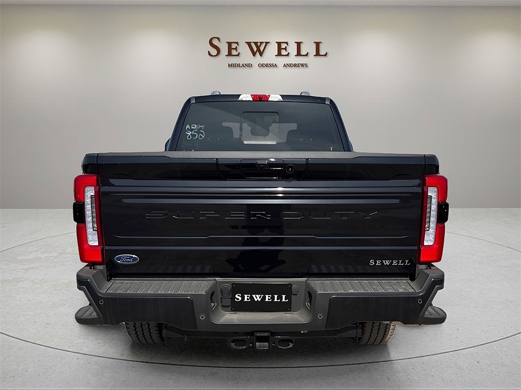 New 2025 Ford F350 Platinum w/ FX4 Off-Road Package image 4