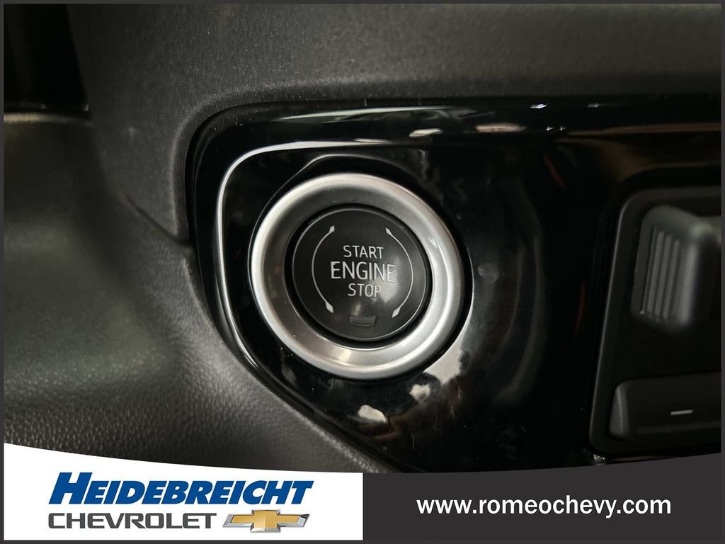 Used 2024 Chevrolet Silverado 1500 ZR2 w/ Technology Package AWD/4WD image 31