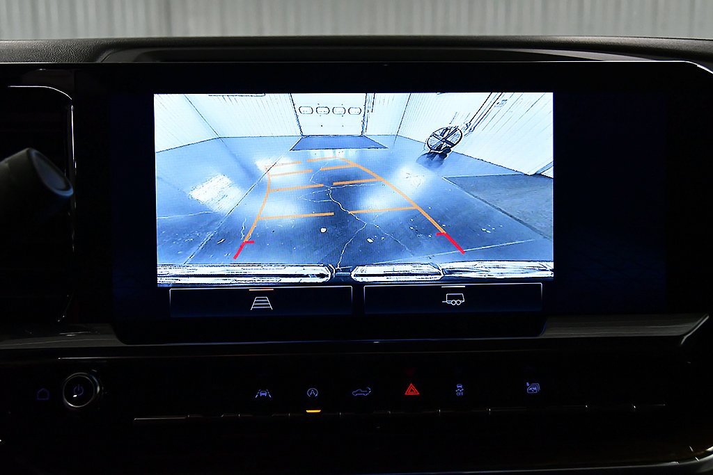 Used 2025 GMC Sierra 1500 Elevation image 24