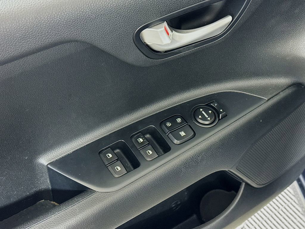 Used 2020 Kia Rio S w/ Technology Package image 18