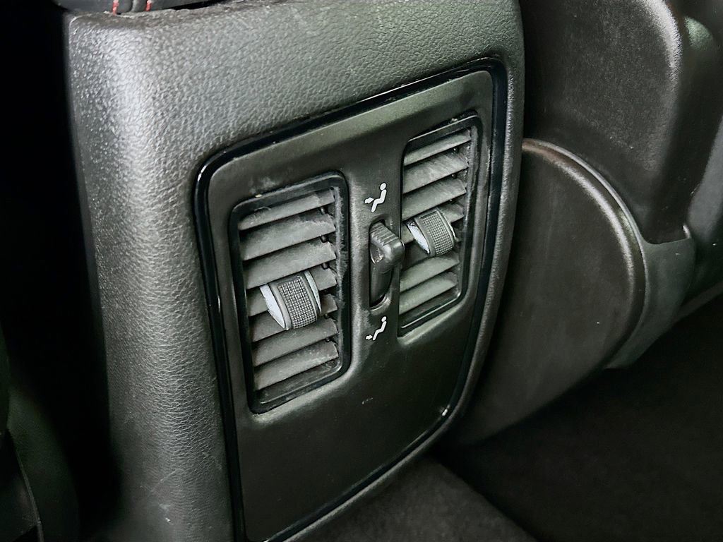 Used 2023 Dodge Durango GT image 35