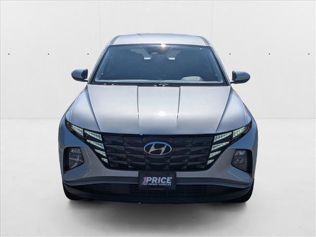 Used 2023 Hyundai Tucson SE image 2