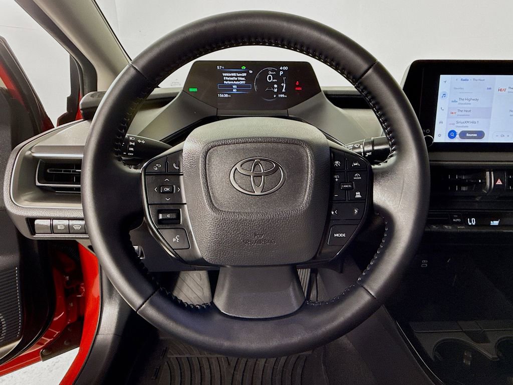 Used 2026 Toyota Prius LE AWD/4WD image 13