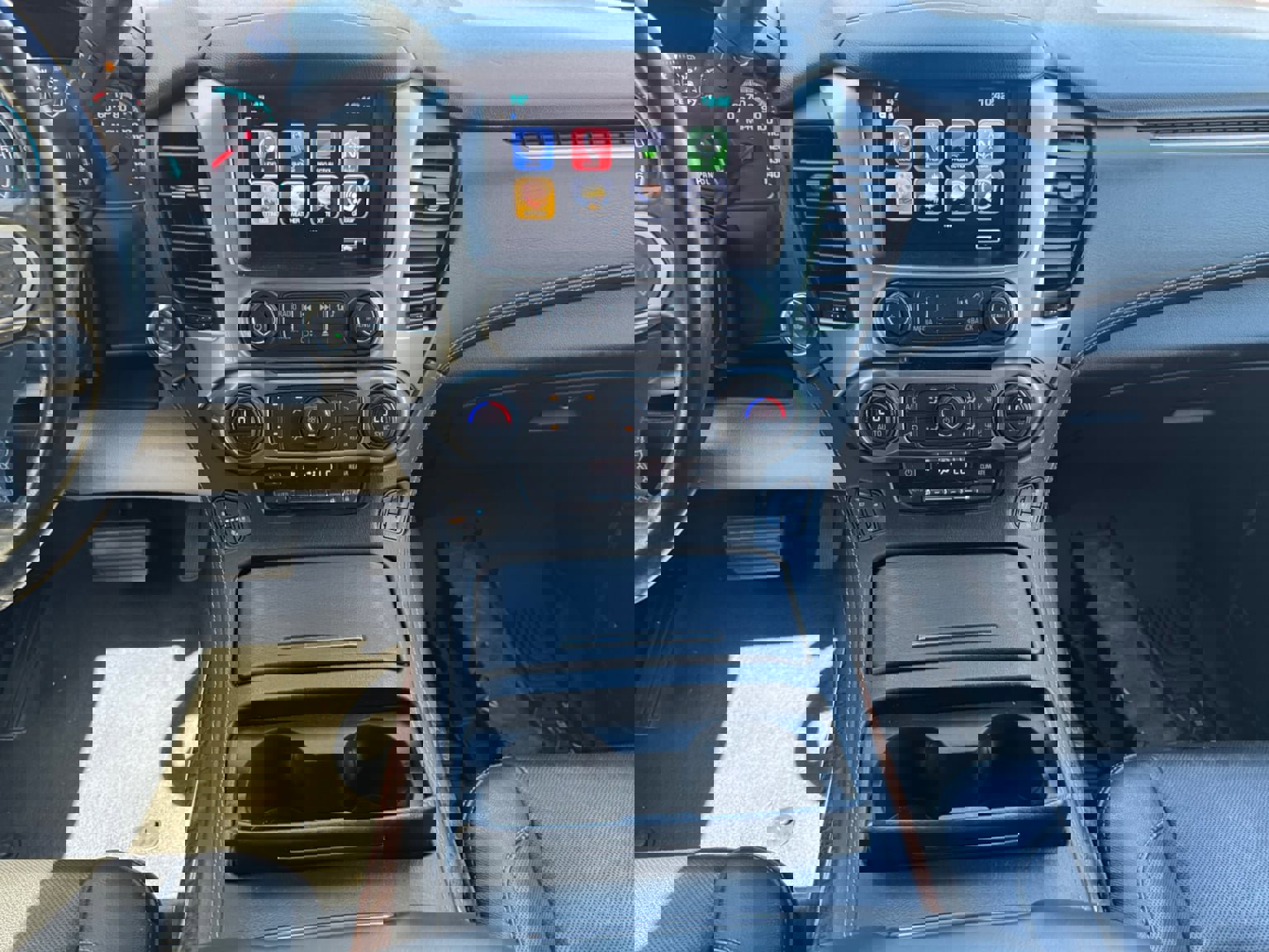 Used 2019 Chevrolet Suburban Premier w/ RST 6.2L Performance Edition AWD/4WD image 15