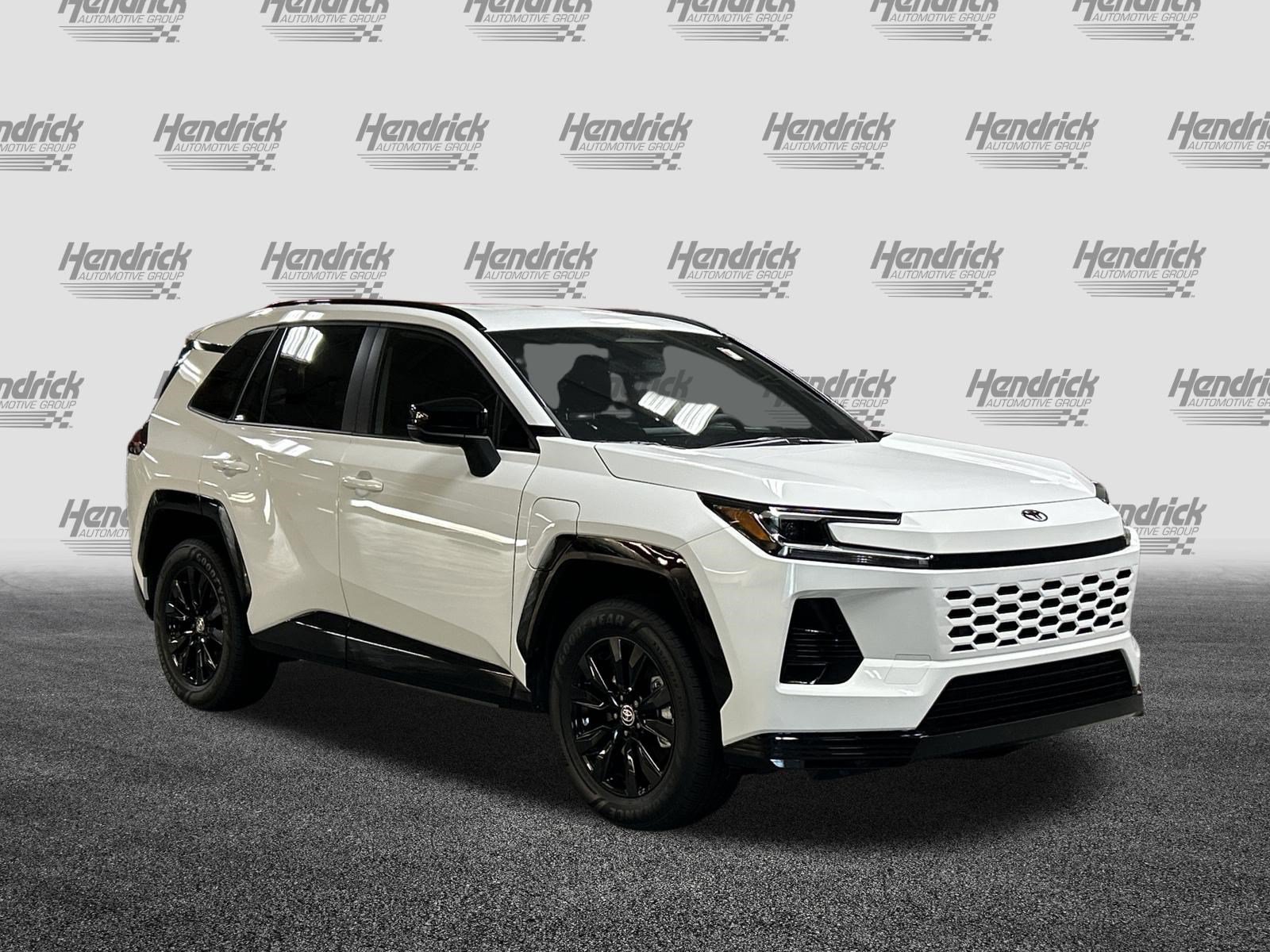 Used 2026 Toyota RAV4 SE AWD/4WD image 2