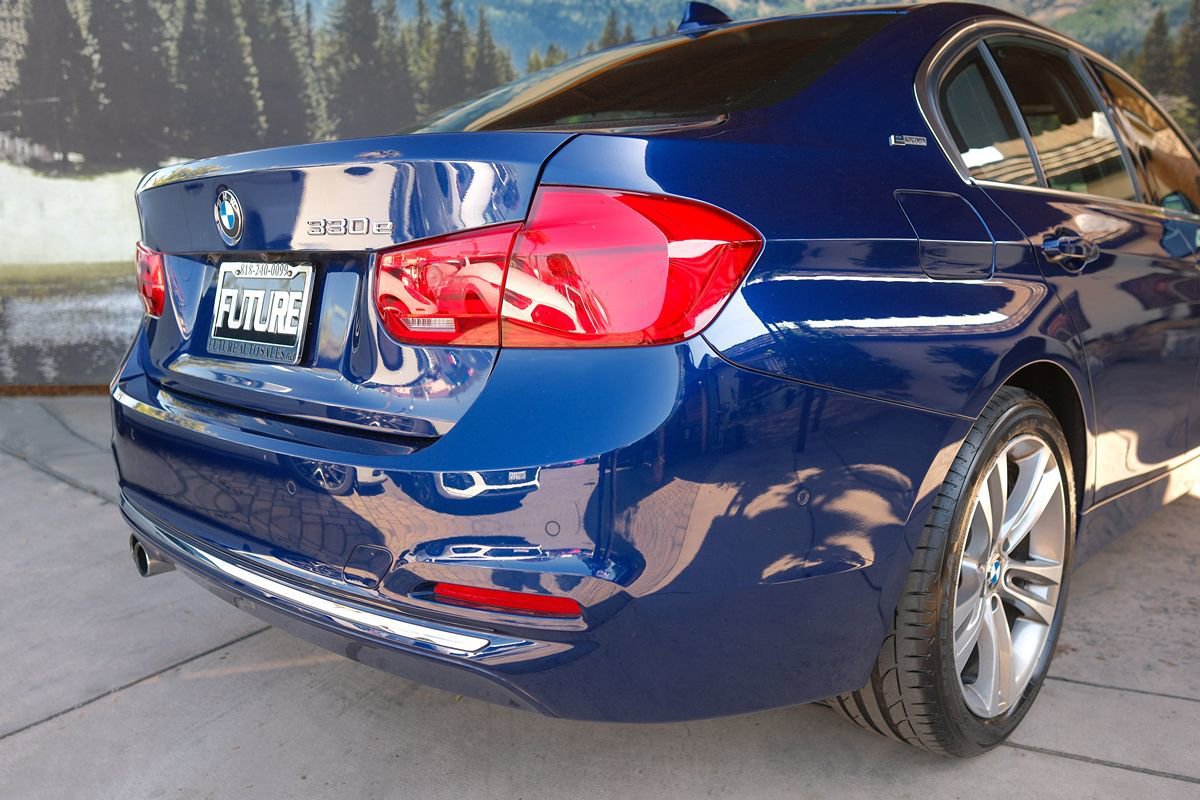 Used 2017 BMW 330e RWD image 50