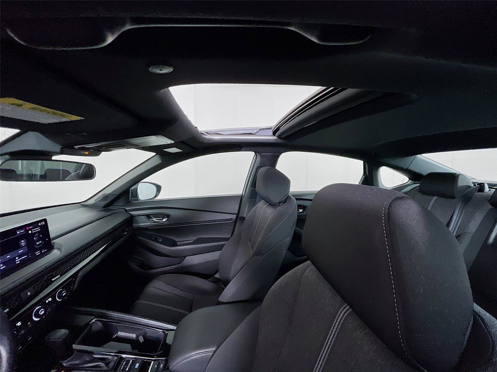 Used 2023 Honda Accord Sport image 13