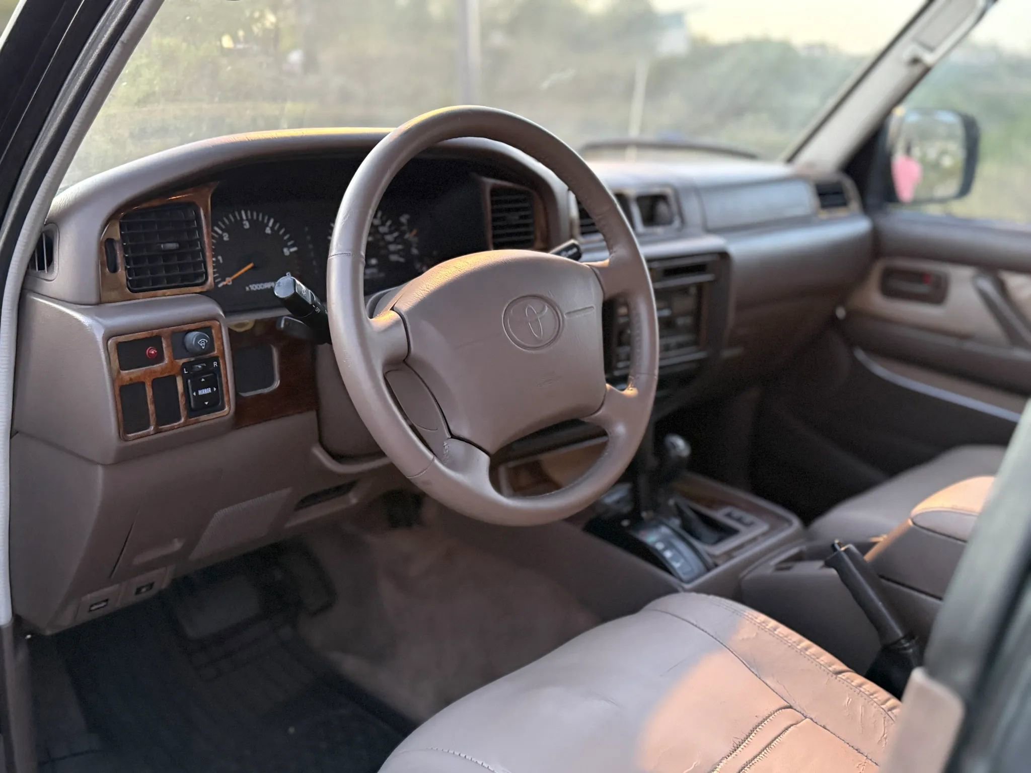 Used 1996 Toyota Land Cruiser AWD/4WD image 13