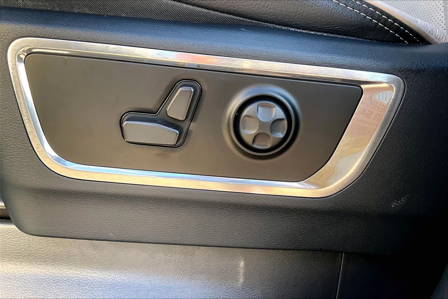 Used 2022 RAM 1500 Limited RWD image 33