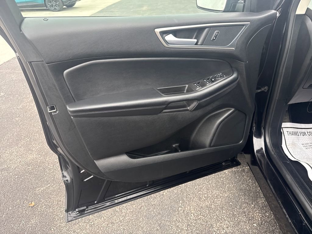 Used 2024 Ford Edge SEL w/ Convenience Package image 27