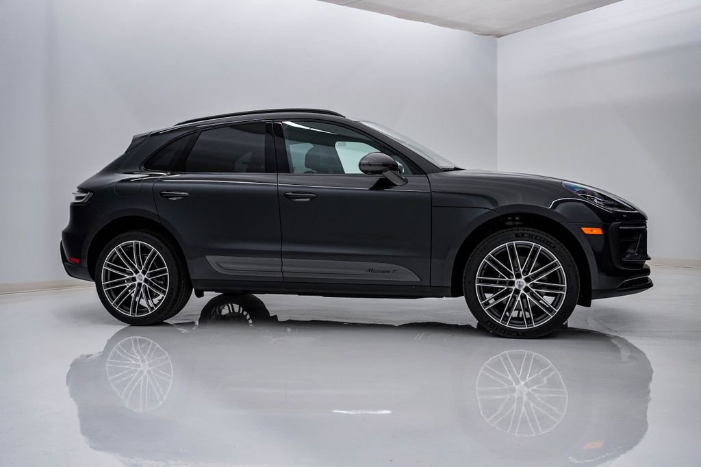 New 2026 Porsche Macan Turbo image 9