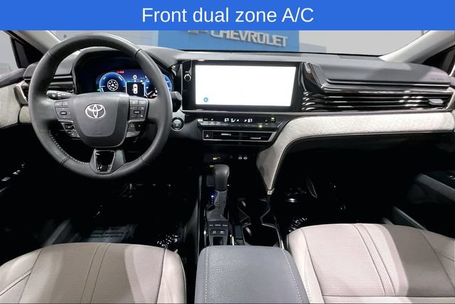 Used 2026 Toyota Camry XLE AWD/4WD image 10