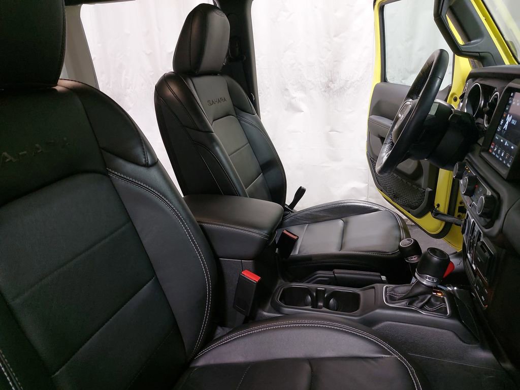 Used 2023 Jeep Wrangler Unlimited Sahara w/ Cold Weather Group image 10