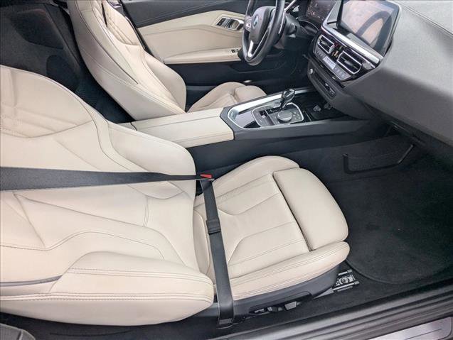 Used 2020 BMW Z4 sDrive30i w/ Premium Package image 19