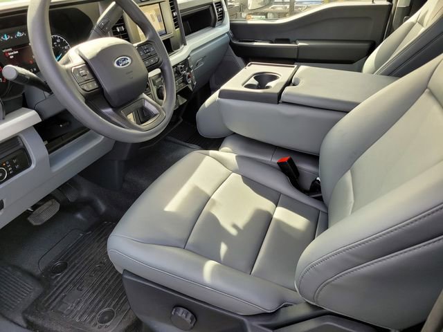 New 2026 Ford F250 XL w/ XL Chrome Package image 11
