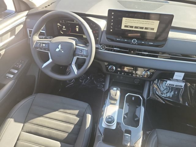 New 2026 Mitsubishi Outlander SE FWD image 16