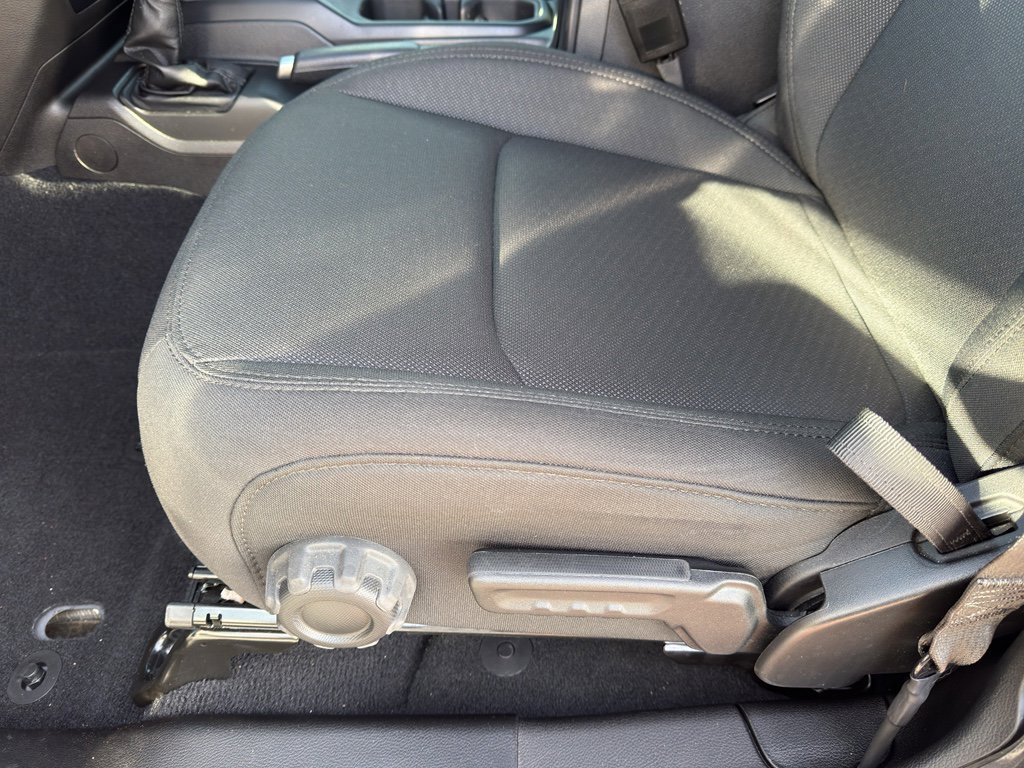 Used 2023 Jeep Gladiator Willys image 13