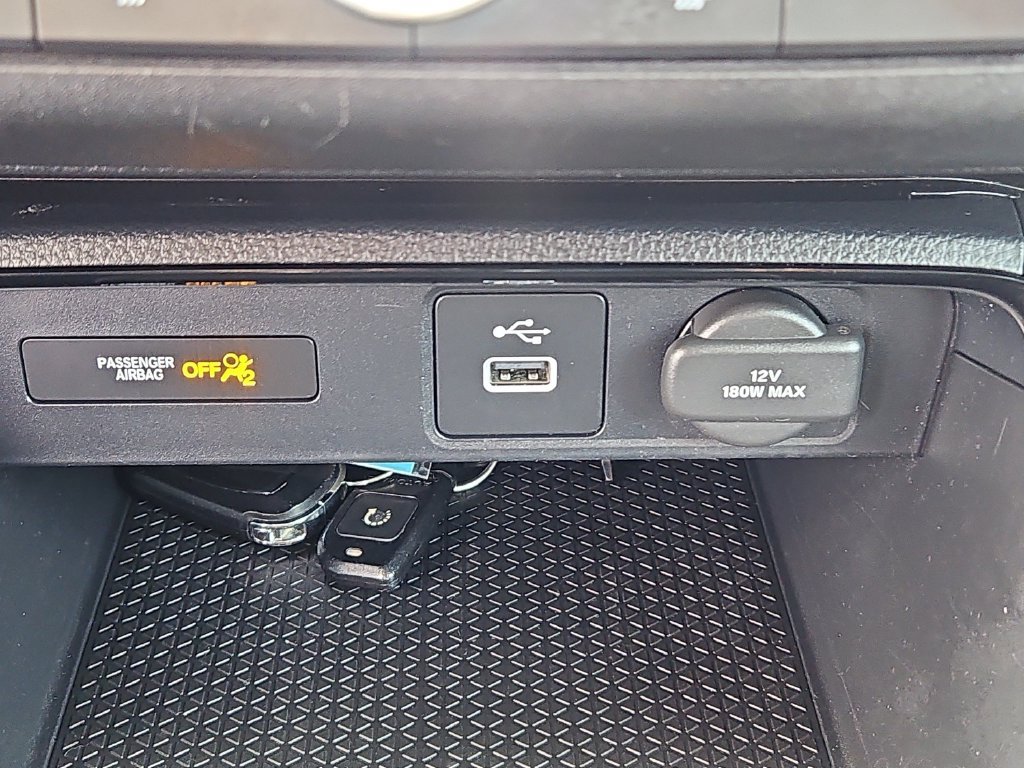 Used 2025 Honda CR-V LX image 16