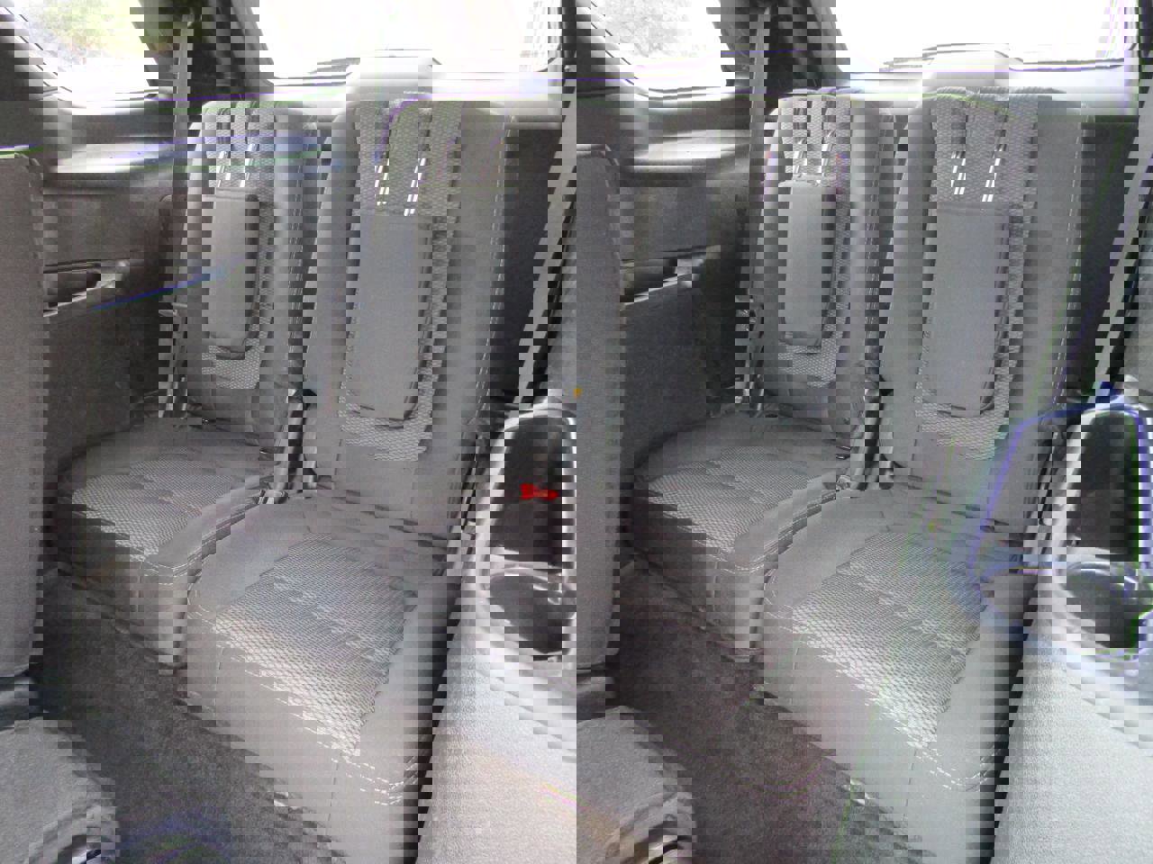 Used 2018 Ford Explorer XLT image 9