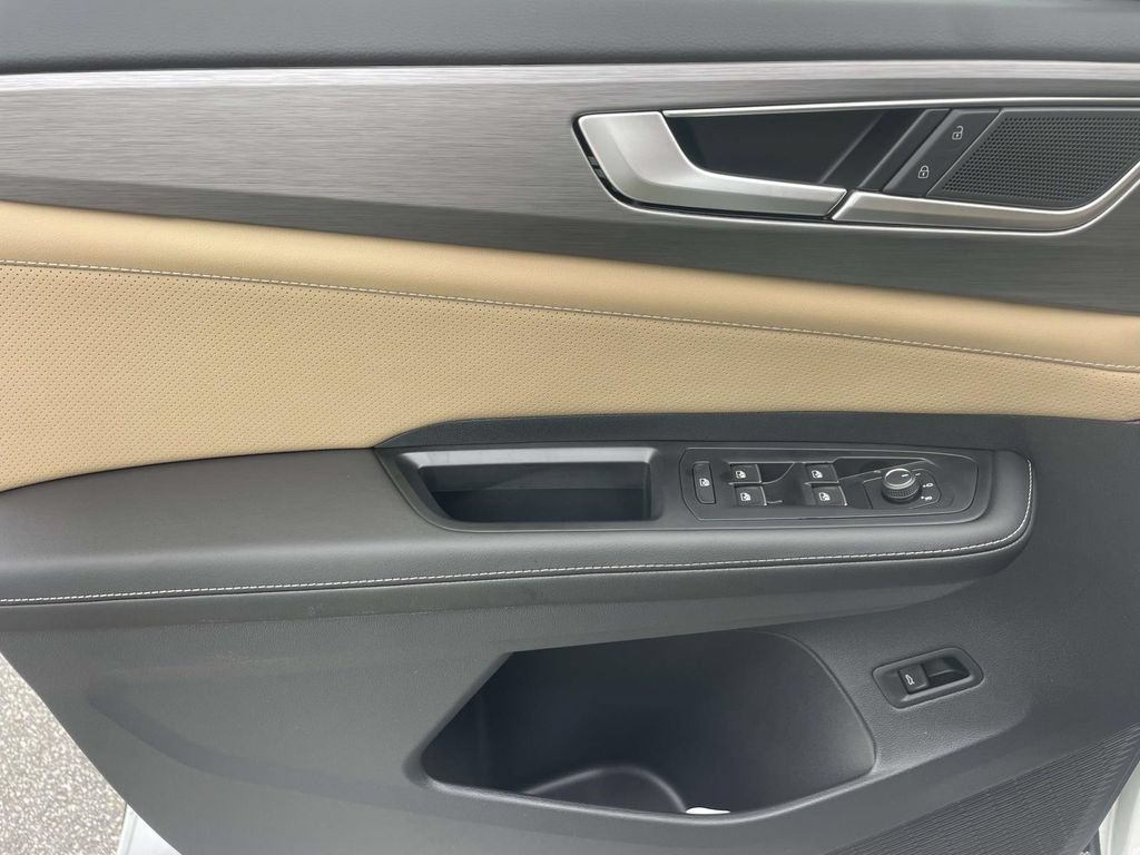 New 2026 Volkswagen Atlas Cross Sport SE FWD image 20