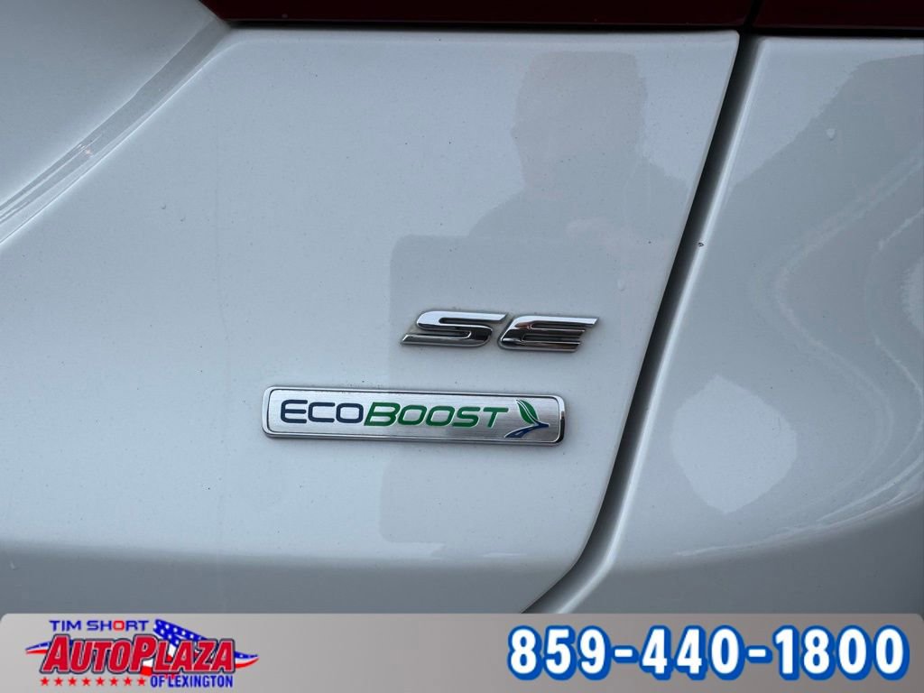 Used 2018 Ford Fusion SE w/ Fusion SE Technology Package image 11