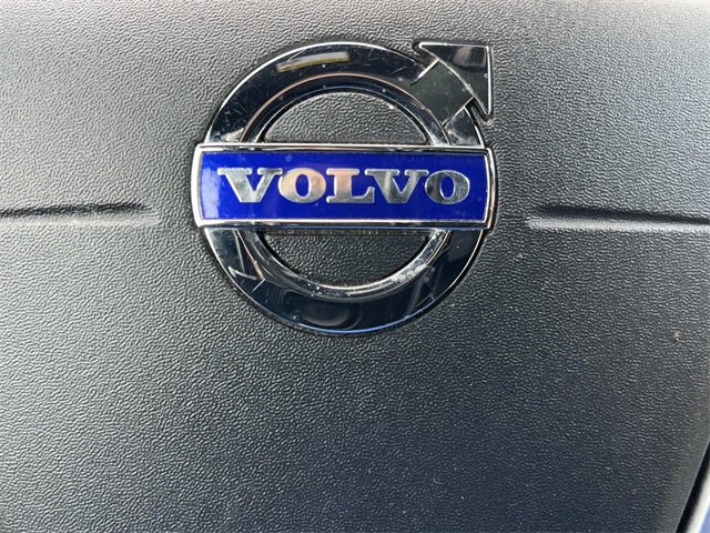 Used 2016 Volvo XC60 T6 Platinum image 30