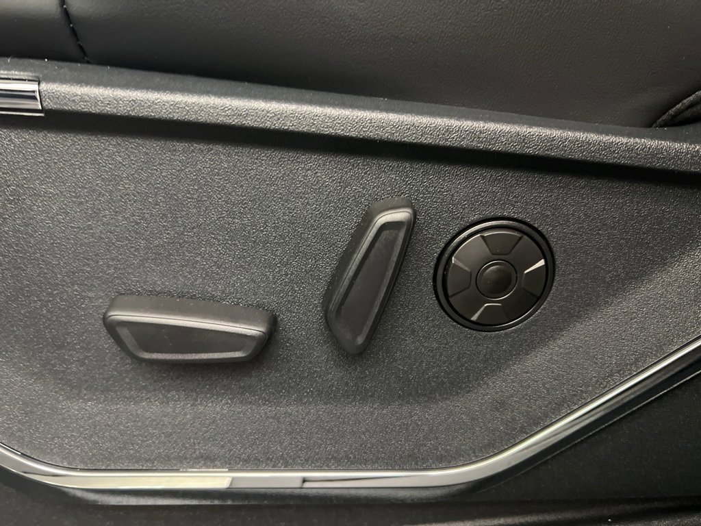 New 2026 Ford F250 Platinum image 33