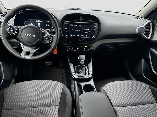 Used 2024 Kia Soul LX w/ Option Group 015 image 25